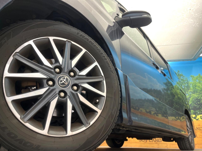 2014 Toyota Voxy DBA-ZRR80W (UW-69f56be5ceb35)[22]
