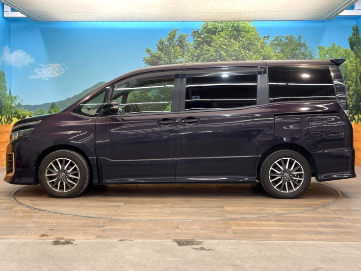 2014 Toyota Voxy DBA-ZRR80W (UW-69f56be5ceb35)[7]
