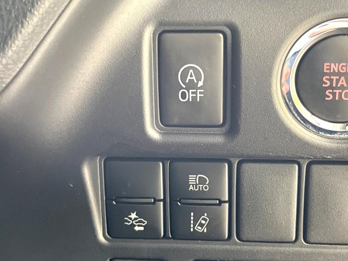 2017 Toyota Noah DBA-ZRR80W (UW-69f56be98dc56)[7]