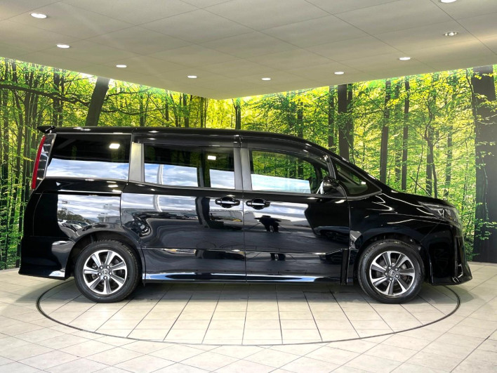 2017 Toyota Noah DBA-ZRR80W (UW-69f56be98dc56)[29]