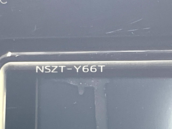 2017 Toyota Noah DBA-ZRR80W (UW-69f56be98dc56)[15]