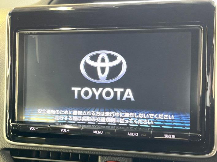 2017 Toyota Noah DBA-ZRR80W (UW-69f56be98dc56)[10]