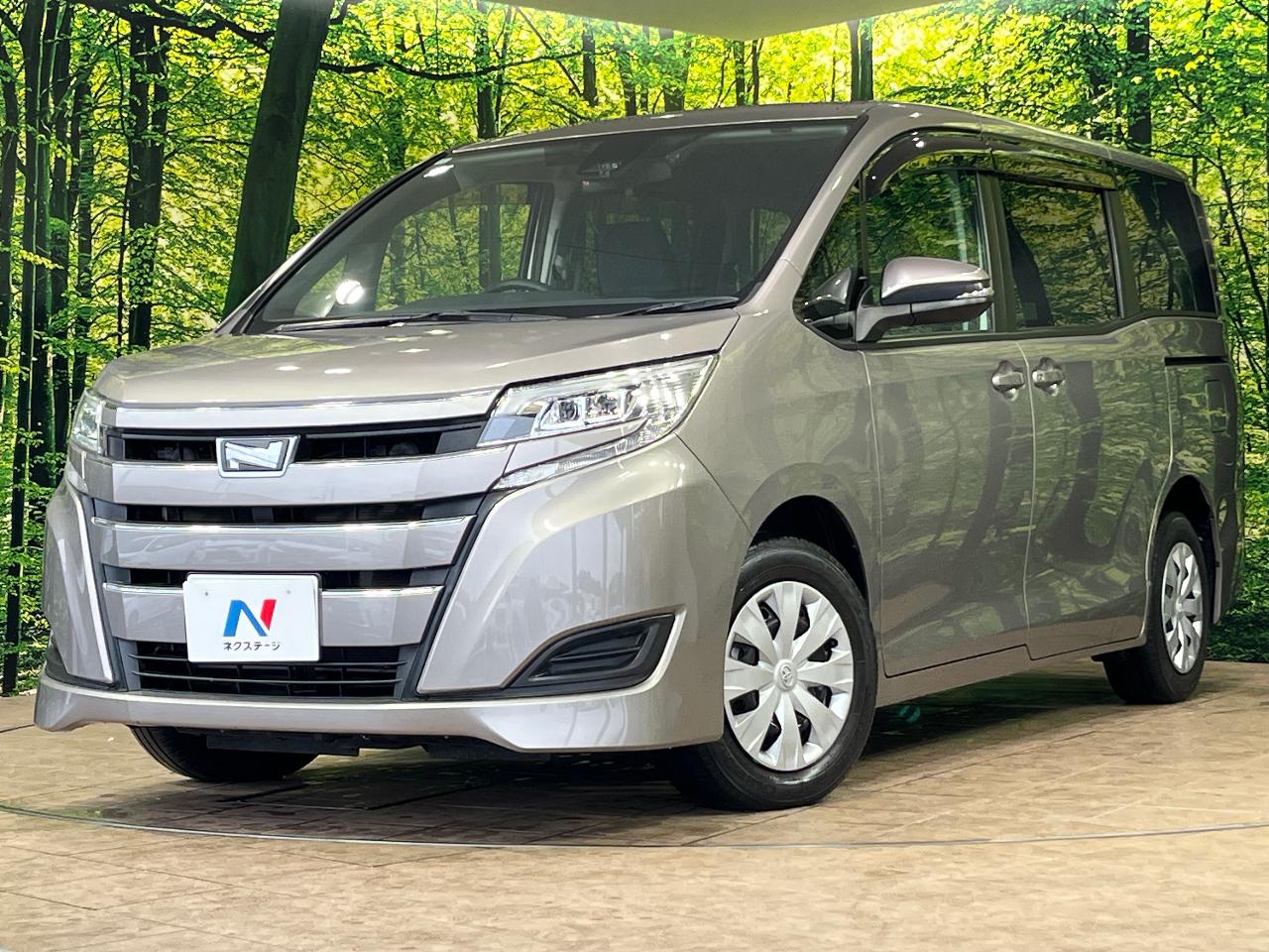 2018 Toyota Noah DBA-ZRR80G