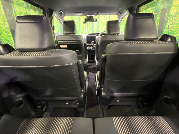 2021 Toyota Noah 3BA-ZRR80W (UW-69f56beff36f8)[14]