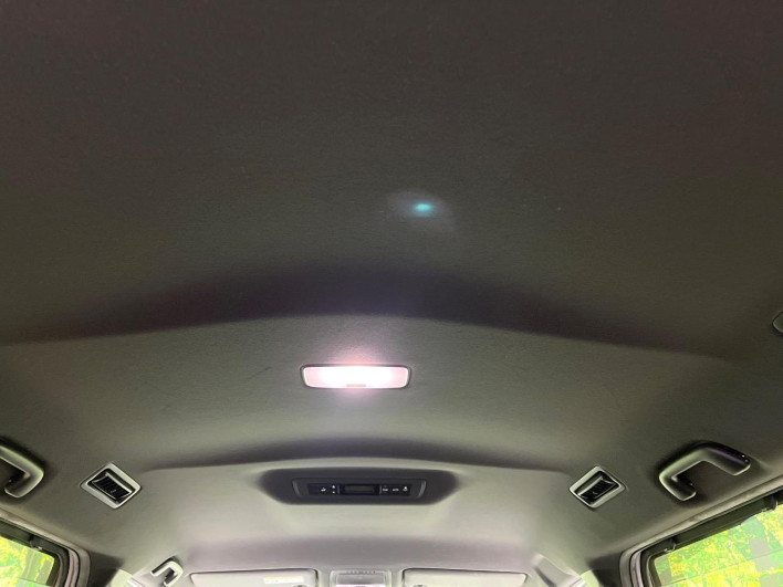 2021 Toyota Noah 3BA-ZRR80W (UW-69f56beff36f8)[13]
