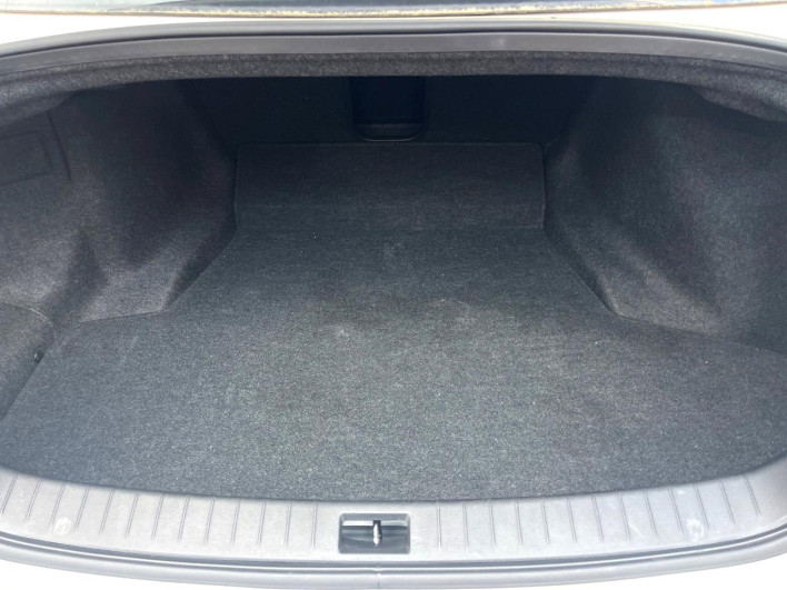 2014 Nissan Skyline DBA-ZV37 (UW-69f56bf3e3315)[18]