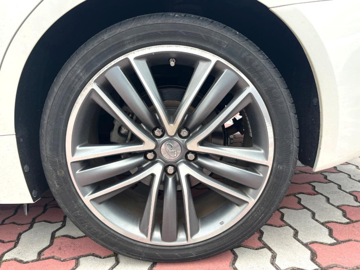 2014 Nissan Skyline DBA-ZV37 (UW-69f56bf3e3315)[22]