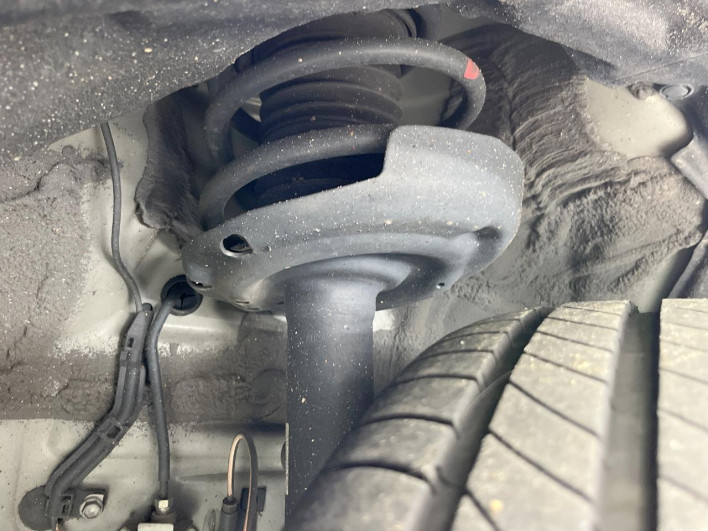 2022 Toyota Corolla Cross 6AA-ZVG11 (UW-69f56bf40a3d3)[23]
