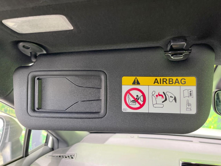 2022 Toyota Corolla Cross 6AA-ZVG11 (UW-69f56bf40a3d3)[29]