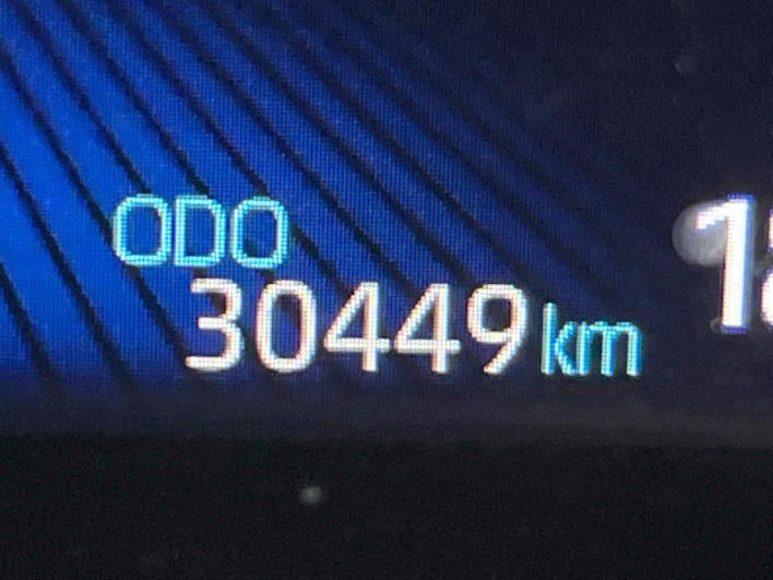 2022 Toyota Corolla Cross 6AA-ZVG11 (UW-69f56bf40a3d3)[2]