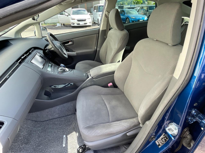 2010 Toyota Prius DAA-ZVW30 (UW-69f56bf8ace15)[26]