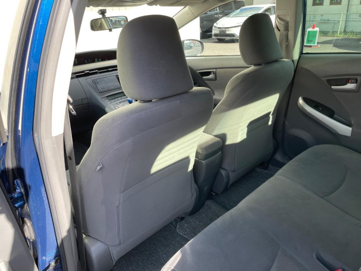 2010 Toyota Prius DAA-ZVW30 (UW-69f56bf8ace15)[27]