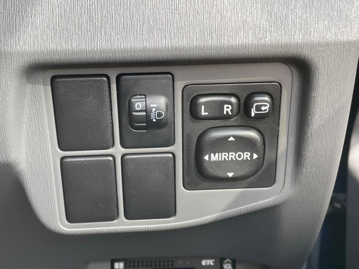 2010 Toyota Prius DAA-ZVW30 (UW-69f56bf8ace15)[14]