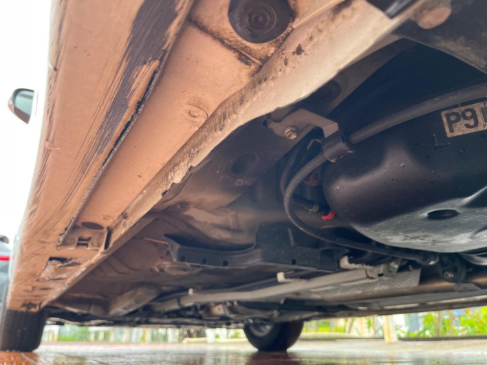 2015 Toyota Prius DAA-ZVW30 (UW-69f56bf904ad3)[26]