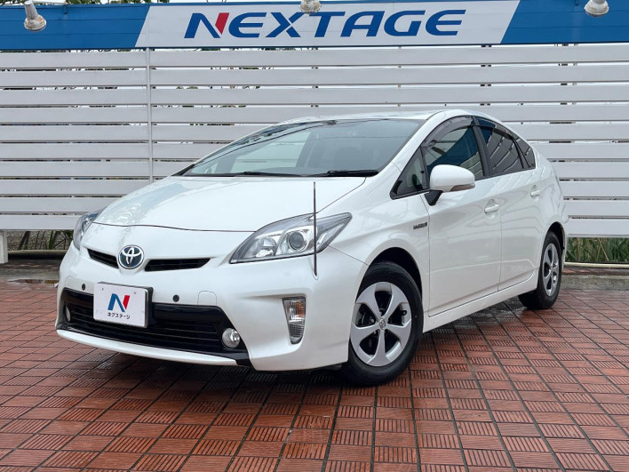 2015 Toyota Prius DAA-ZVW30 (UW-69f56bf904ad3)[0]