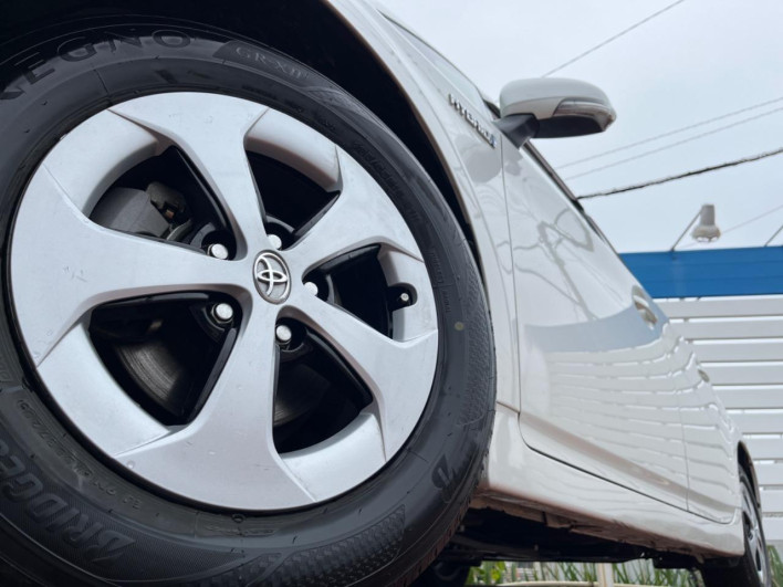 2015 Toyota Prius DAA-ZVW30 (UW-69f56bf904ad3)[9]