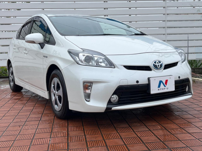 2015 Toyota Prius DAA-ZVW30 (UW-69f56bf904ad3)[20]