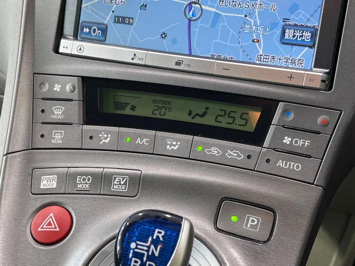 2013 Toyota Prius DAA-ZVW30 (UW-69f56bf9ebb8b)[23]