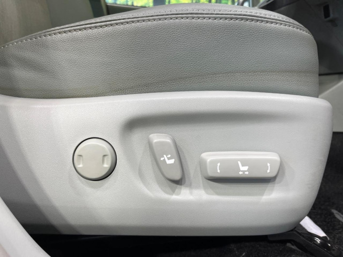 2013 Toyota Prius DAA-ZVW30 (UW-69f56bf9ebb8b)[9]