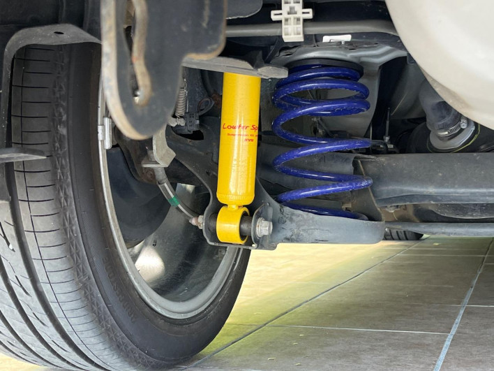 2013 Toyota Prius DAA-ZVW30 (UW-69f56bf9ebb8b)[5]