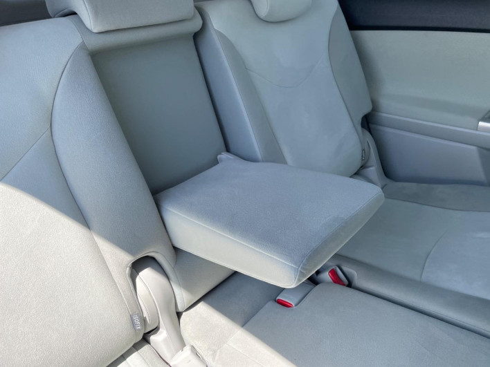 2012 Toyota Prius α DAA-ZVW41W (UW-69f56bfb8950a)[16]