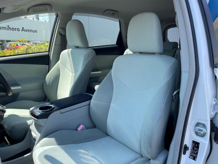 2012 Toyota Prius α DAA-ZVW41W (UW-69f56bfb8950a)[24]