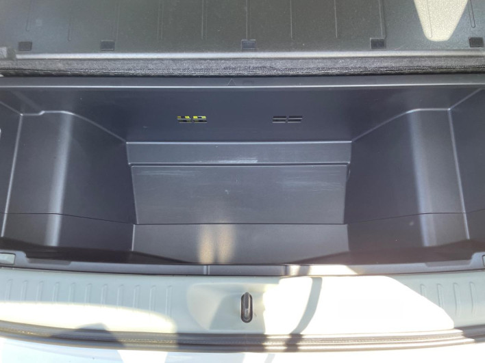 2012 Toyota Prius α DAA-ZVW41W (UW-69f56bfb8950a)[26]