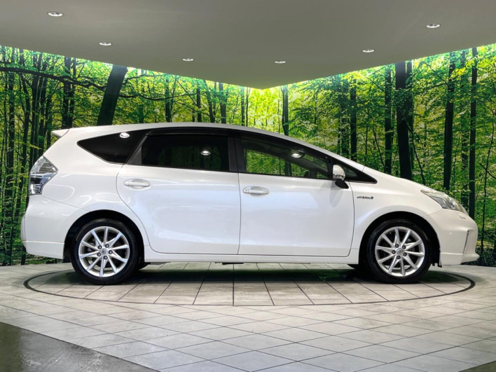 2013 Toyota Prius α DAA-ZVW41W (UW-69f56bfbec20b)[11]