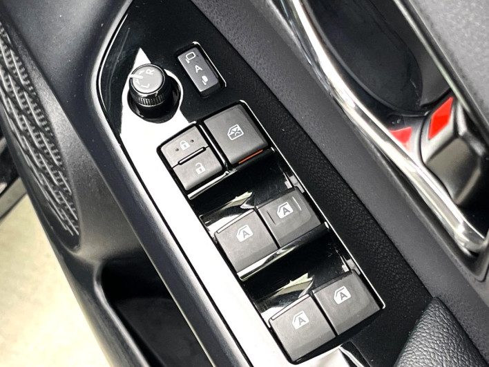 2016 Toyota Prius DAA-ZVW50 (UW-69f56bfd25807)[7]