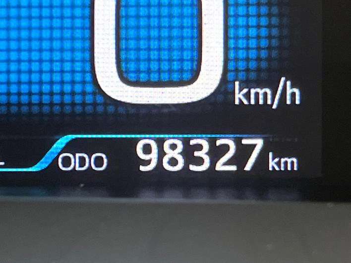 2016 Toyota Prius DAA-ZVW50 (UW-69f56bfd25807)[2]