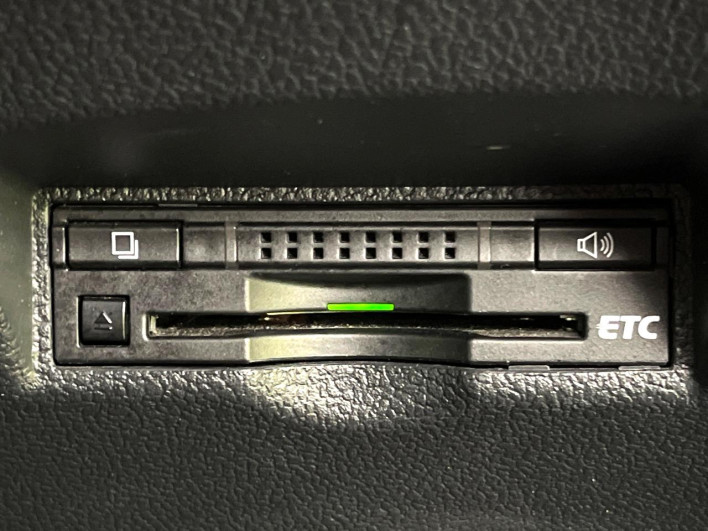 2016 Toyota Prius DAA-ZVW50 (UW-69f56bfd25807)[11]