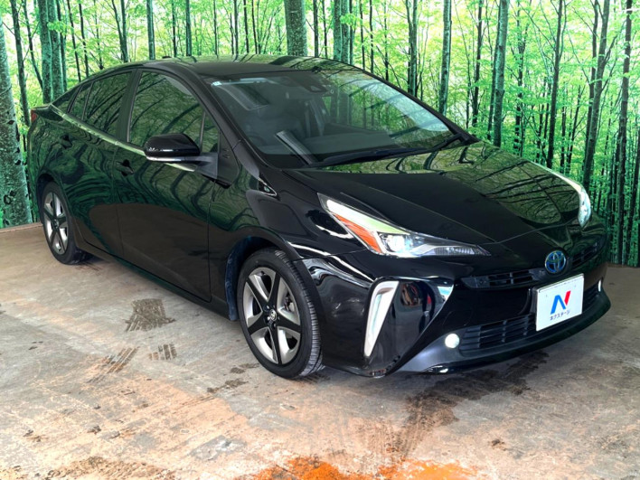 2020 Toyota Prius 6AA-ZVW51 (UW-69f56c0033d81)[16]
