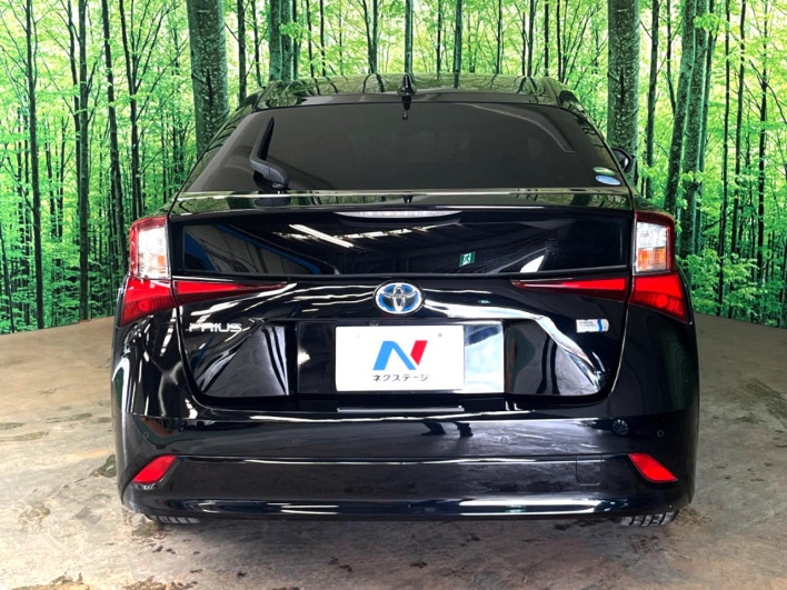 2020 Toyota Prius 6AA-ZVW51 (UW-69f56c0033d81)[25]