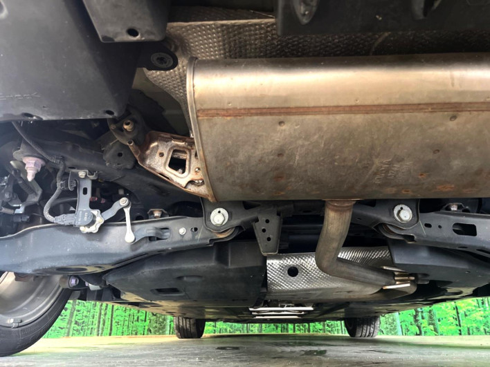 2020 Toyota Prius 6AA-ZVW51 (UW-69f56c0033d81)[21]