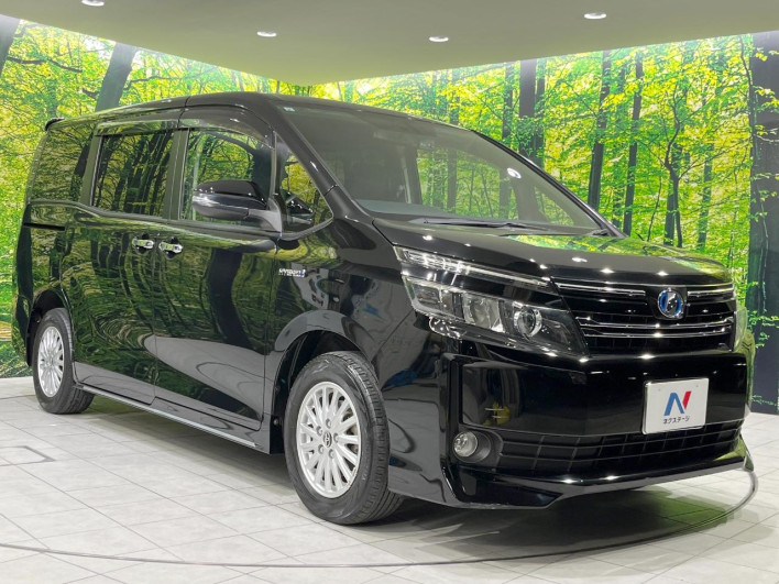 2015 Toyota Voxy DAA-ZWR80G (UW-69f56c0587219)[16]
