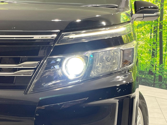 2015 Toyota Voxy DAA-ZWR80G (UW-69f56c0587219)[20]