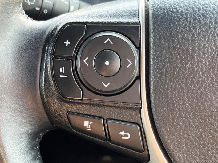 2020 Toyota Voxy 6AA-ZWR80W (UW-69f56c07c9695)[23]