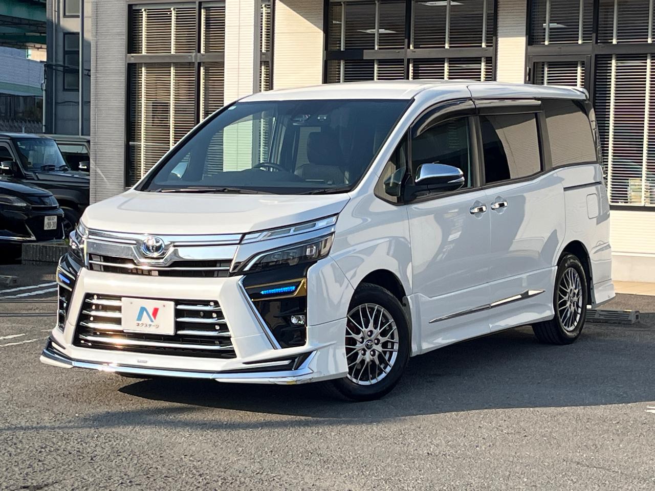 2020 Toyota Voxy 6AA-ZWR80W