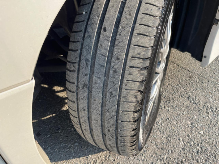 2020 Toyota Voxy 6AA-ZWR80W (UW-69f56c07c9695)[15]