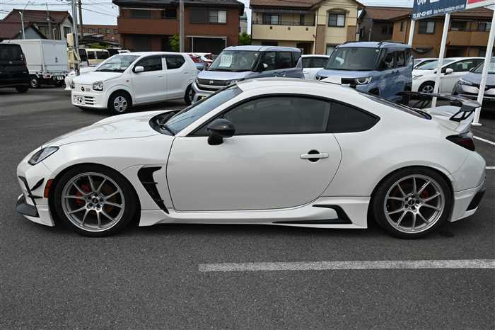 2022 Toyota 86 3BA-ZN8 (UW-69f5a9e0bc2aa)[7]