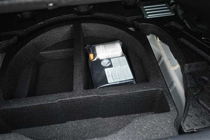 2022 Toyota 86 3BA-ZN8 (UW-69f5a9e0bc2aa)[15]