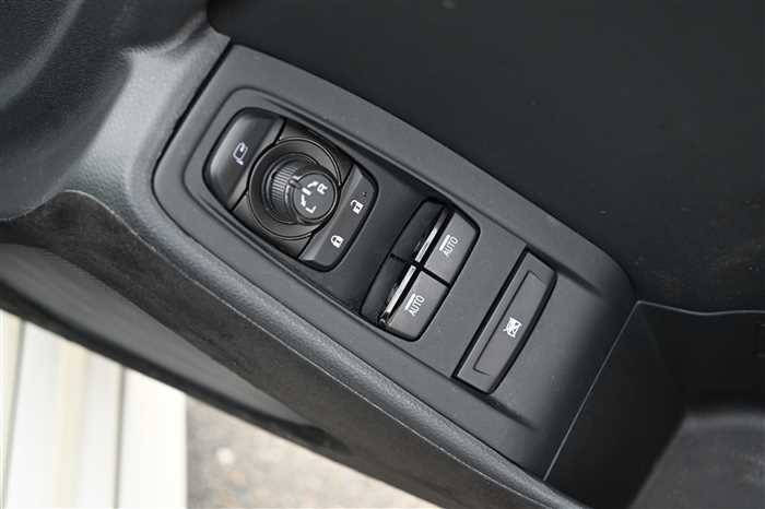 2022 Toyota 86 3BA-ZN8 (UW-69f5a9e0bc2aa)[18]