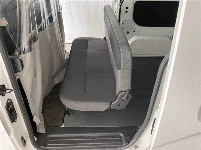2013 Nissan NV200 Vanette DBF-VM20 (UW-69f5a9e19d4df)[12]