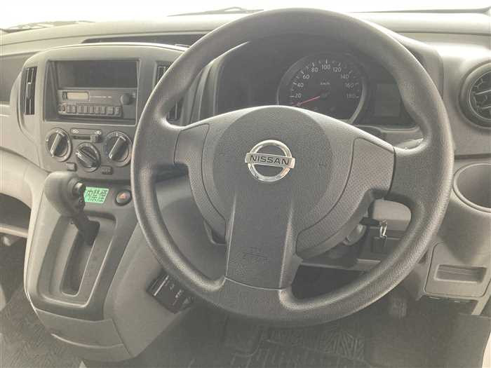 2013 Nissan NV200 Vanette DBF-VM20 (UW-69f5a9e19d4df)[15]