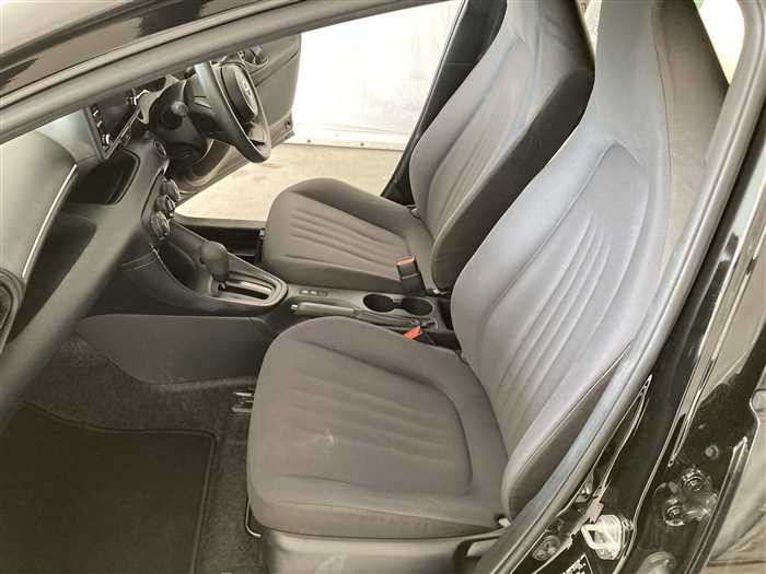2021 Toyota Yaris 5BA-KSP210 (UW-69f5a9e285b67)[14]