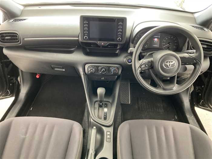 2021 Toyota Yaris 5BA-KSP210 (UW-69f5a9e285b67)[15]