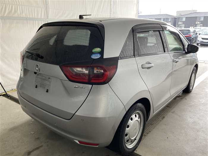 2021 Honda Fit Hybrid 6AA-GR3 (UW-69f5a9e35ba8c)[1]