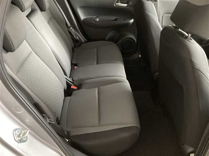 2021 Honda Fit Hybrid 6AA-GR3 (UW-69f5a9e35ba8c)[10]
