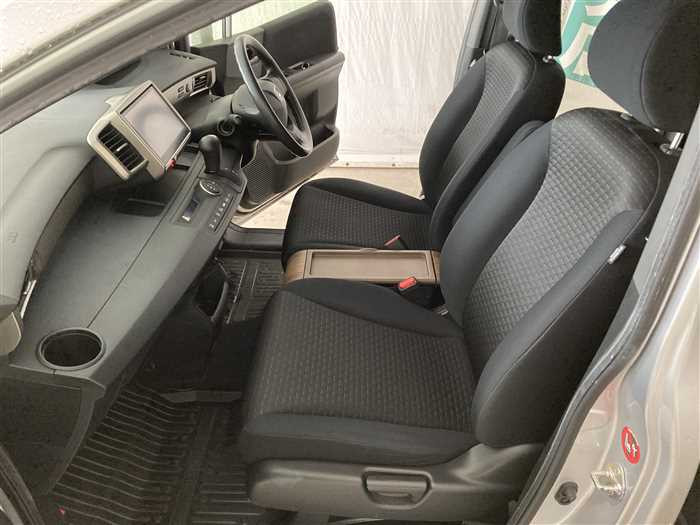 2015 Honda Freed Spike DBA-GB3 (UW-69f5a9e3f1fbd)[13]