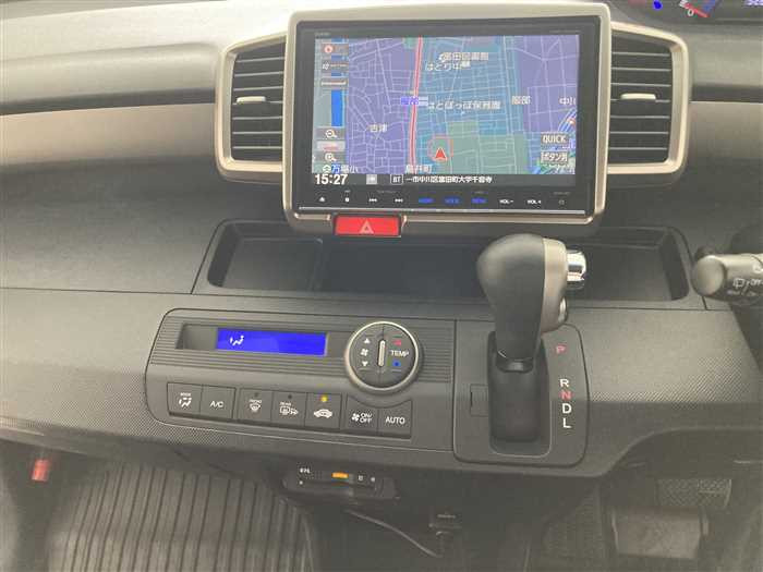 2015 Honda Freed Spike DBA-GB3 (UW-69f5a9e3f1fbd)[17]
